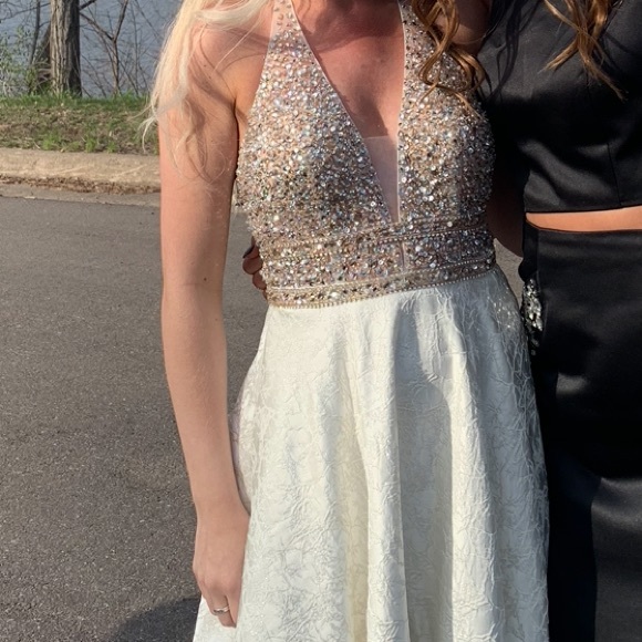 Elegant Prom Dress - Picture 1 of 9
